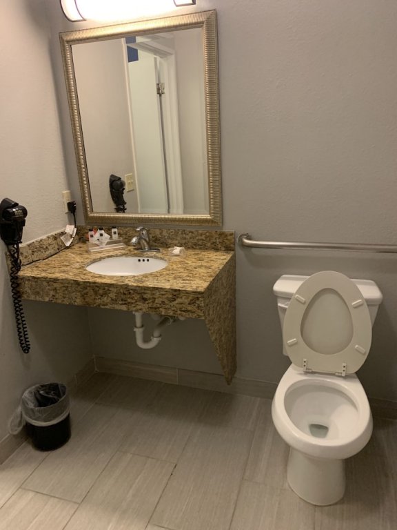 Фото Country Inn & Suites by Radisson, Lewisville, Tx