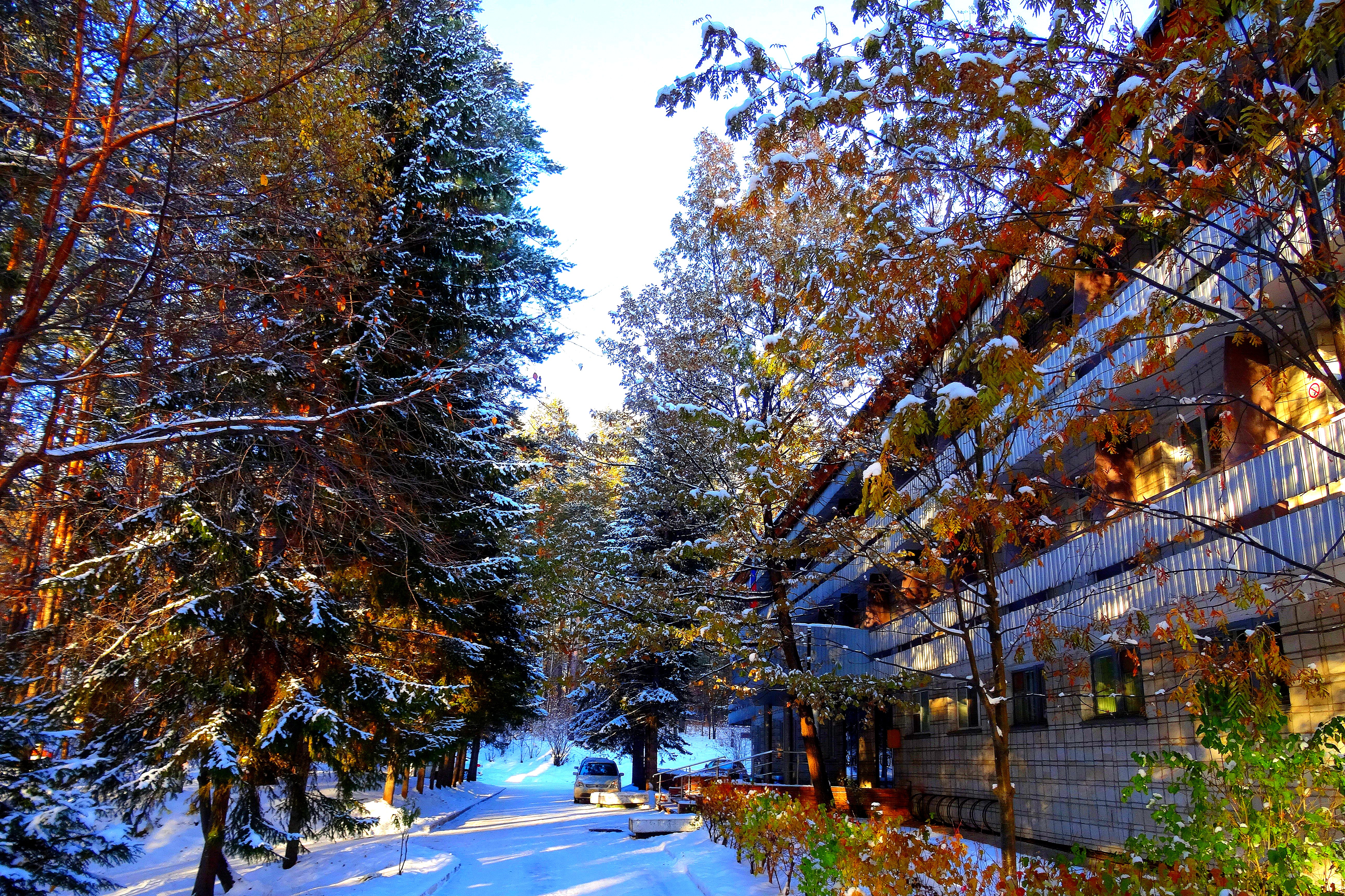 Фото отеля 1