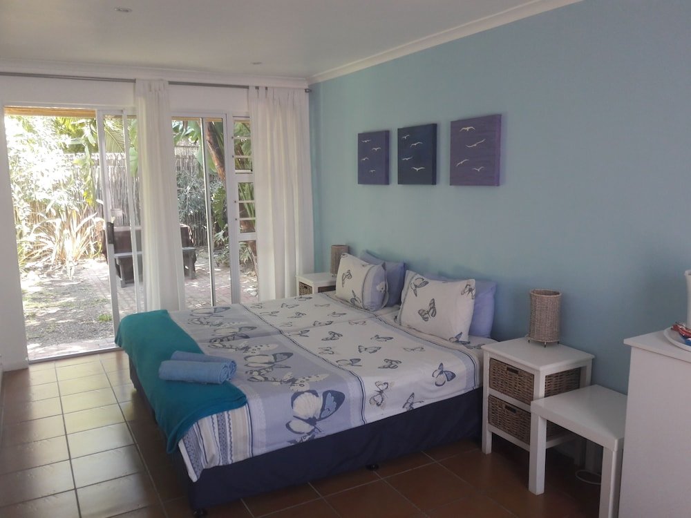 Фото Elements Lodge