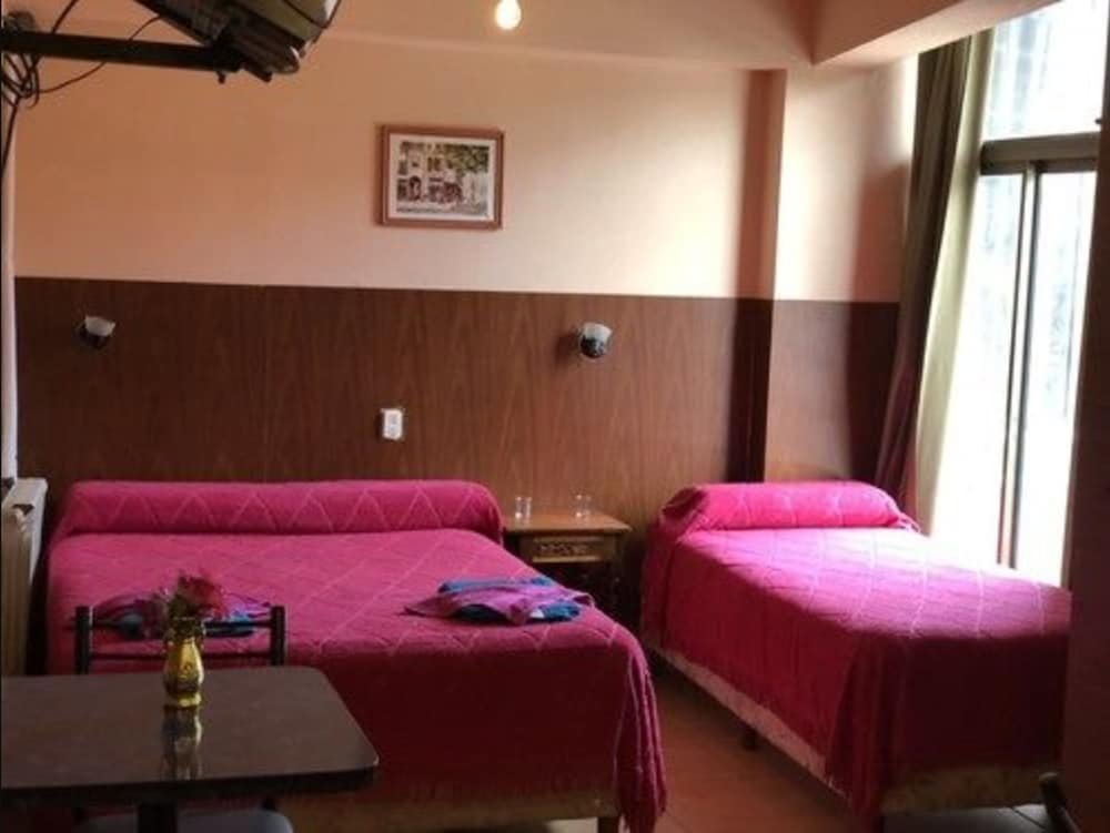 Фото Wynnie Hotel