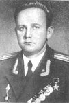 Богомолову Сергею Александровичу (posyolok Pervomayskiy, Borovaya ulitsa, 6), memorial plaque, foundation stone