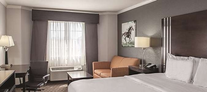 Фото La Quinta Inn & Suites by Wyndham Davis