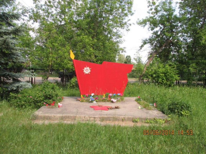 Monument, memorial Обелиск ученикам Борисоглебской школы, погибшим в годы ВОВ, Yaroslavl Oblast, photo