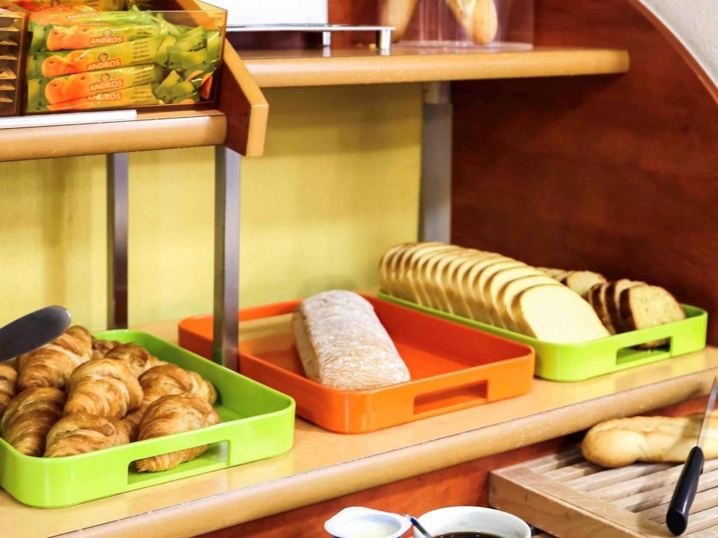 Фото Ibis Budget Coutances