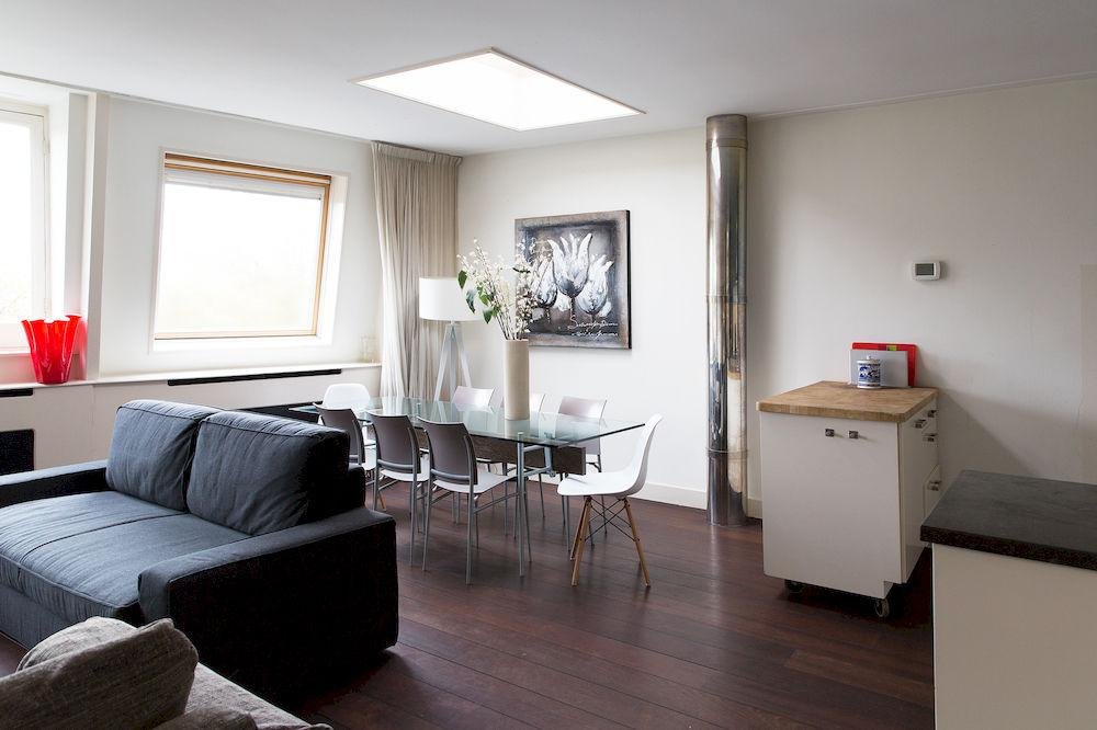 Фото Dulac Mansion With Parking