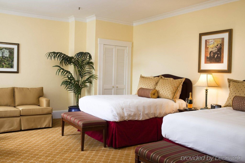 Фото Claremont Club & SPA - A Fairmont Hotel