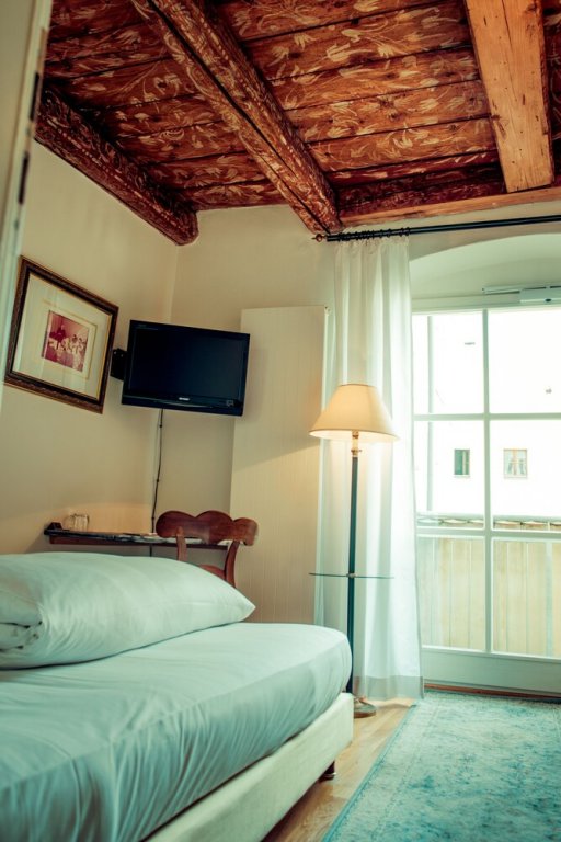 Фото Bohemian Hotel