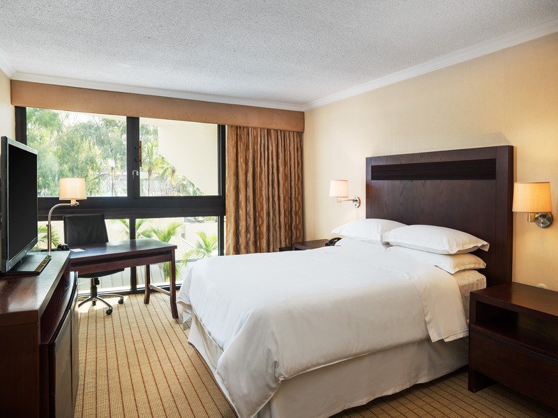 Фото Sheraton Santo Domingo Hotel