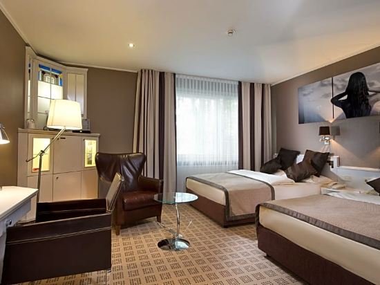 Фото Park Hotel Hamburg Arena