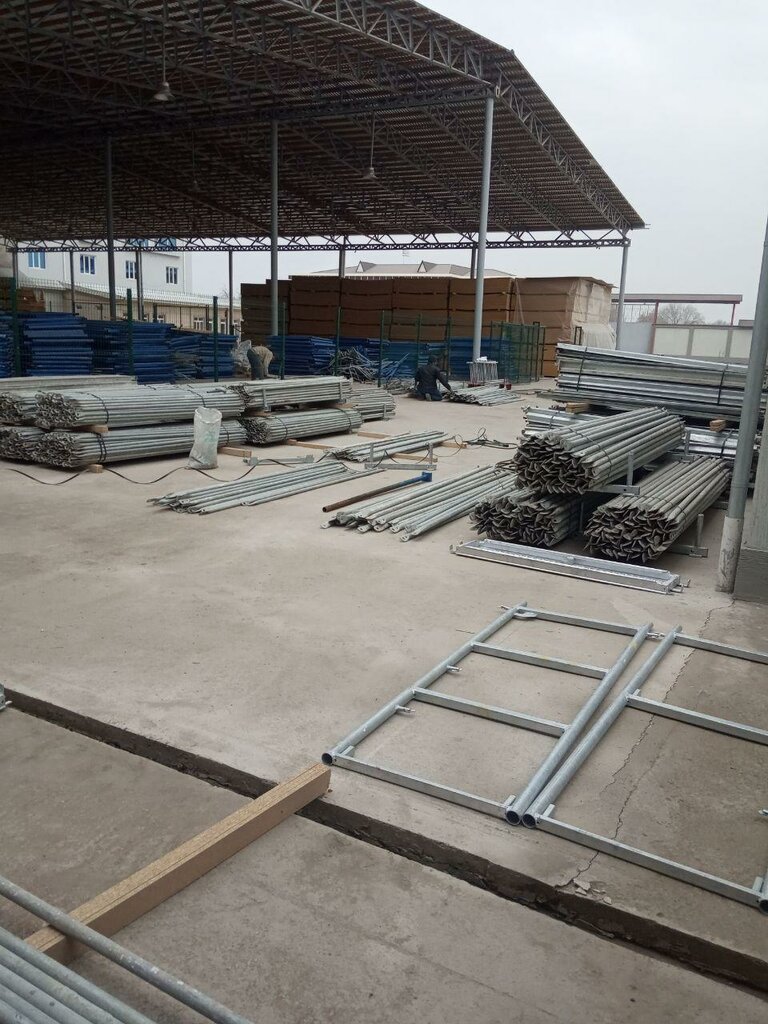 Scaffolding Eyuboglu Iskele, Tashkent, photo