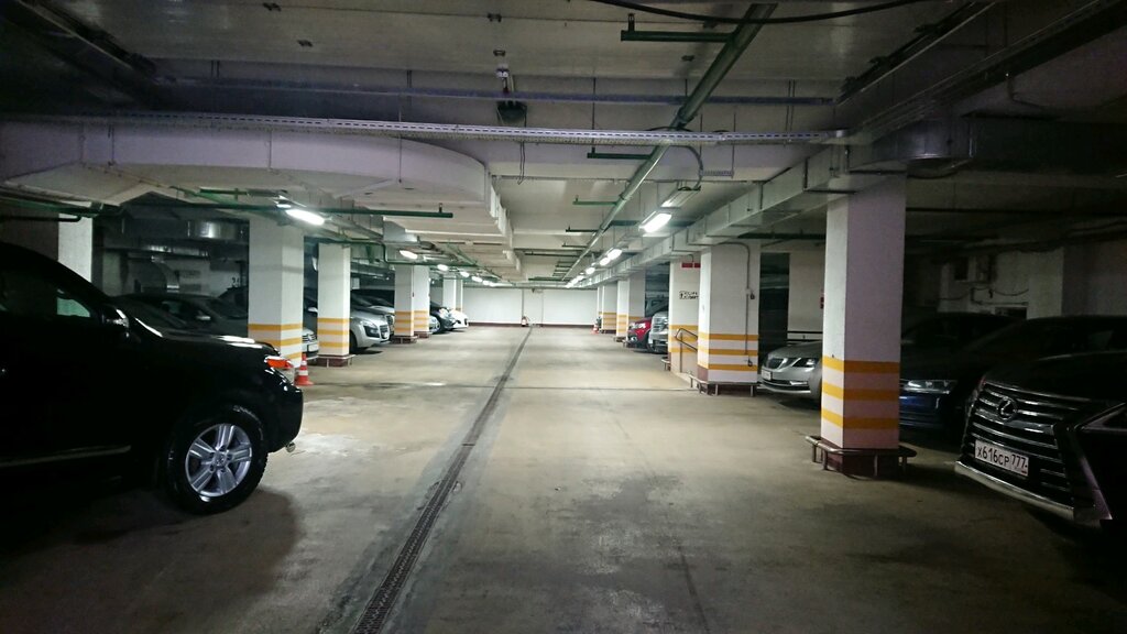 Автомобильная парковка Паркинг, Президент-Отель, Минск, фото