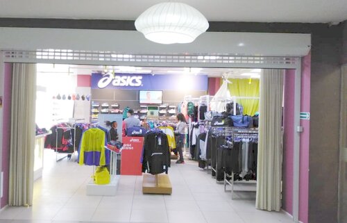 Asics factory outlet delhi best sale