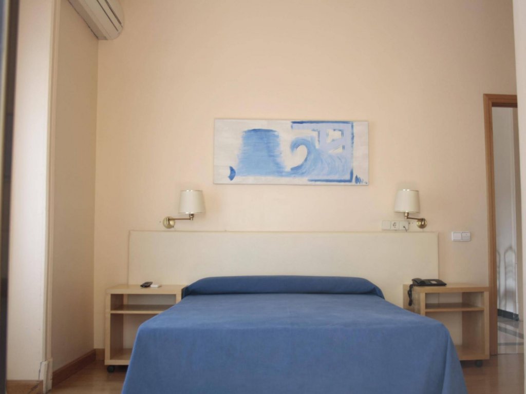 Фото Hostal Cruz Sol