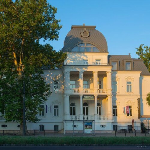 Внешний вид отеля La Prima Fashion Hotel в Будапеште, фото 4