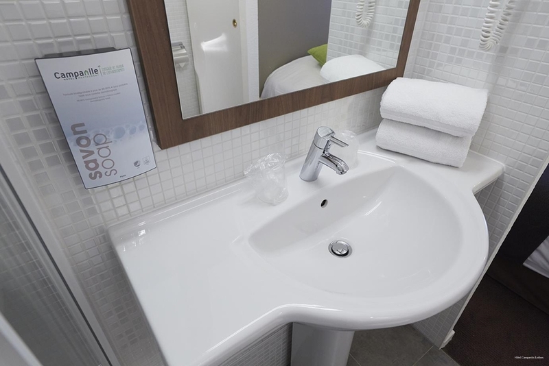 Фото Hôtel Campanile Antibes