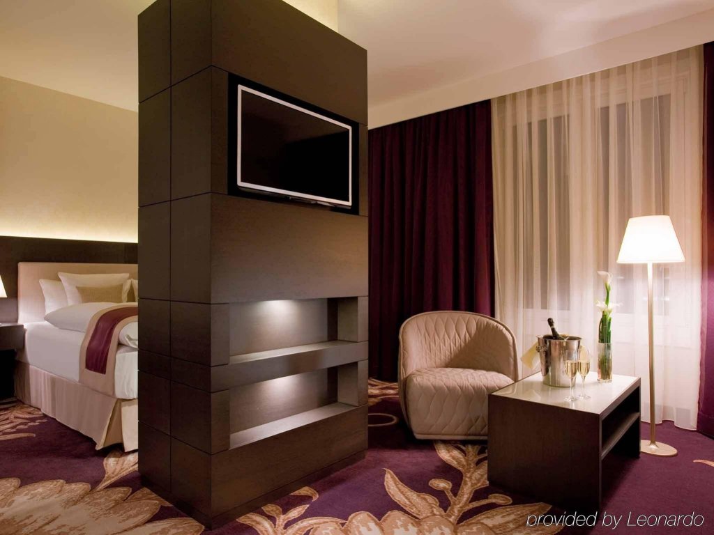 Фото Hotel Mondial am Dom Cologne MGallery