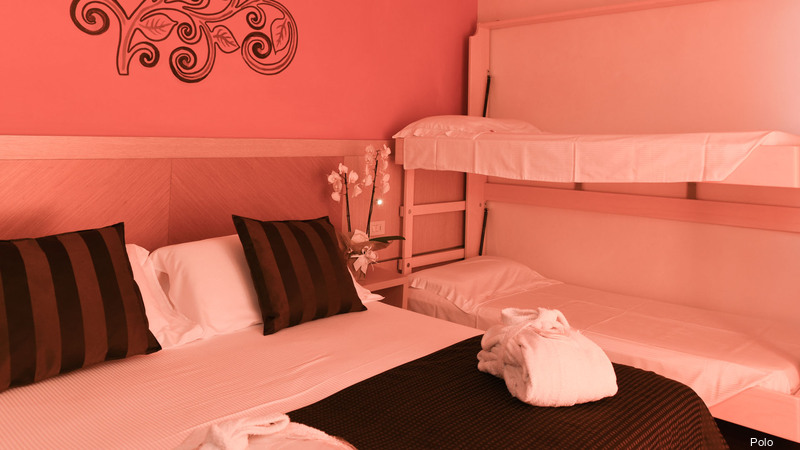 Фото Polo Younique Hotel