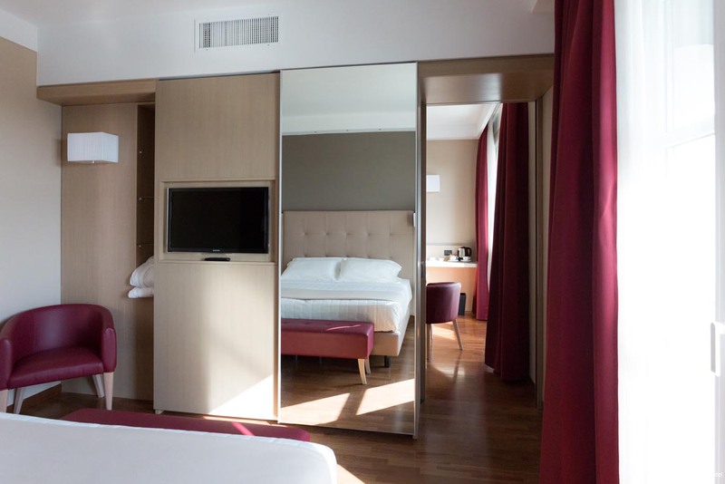 Фото Raffaello Hotel