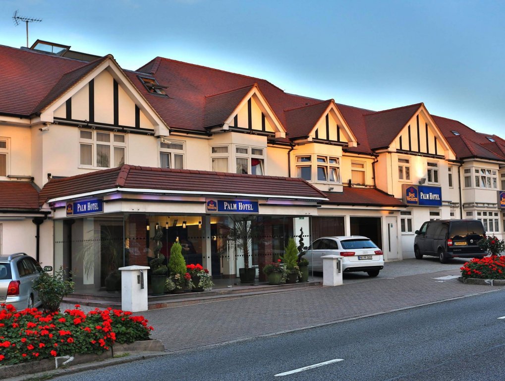 Фото отеля 1