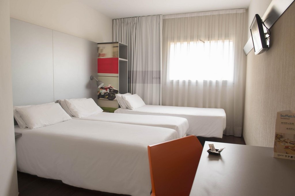 Фото B&b Hotel Mollet