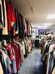 Sekond khend (Suvorova Avenue, 25) ، محلات ملابس مستعملة