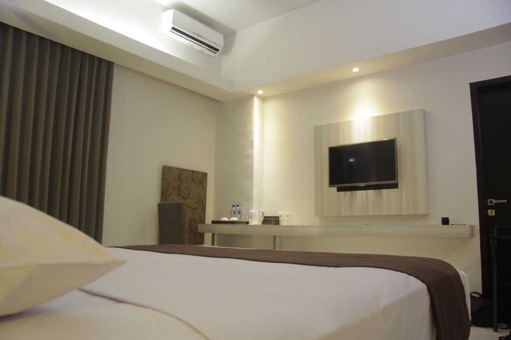 Фото The Sun Hotel Madiun