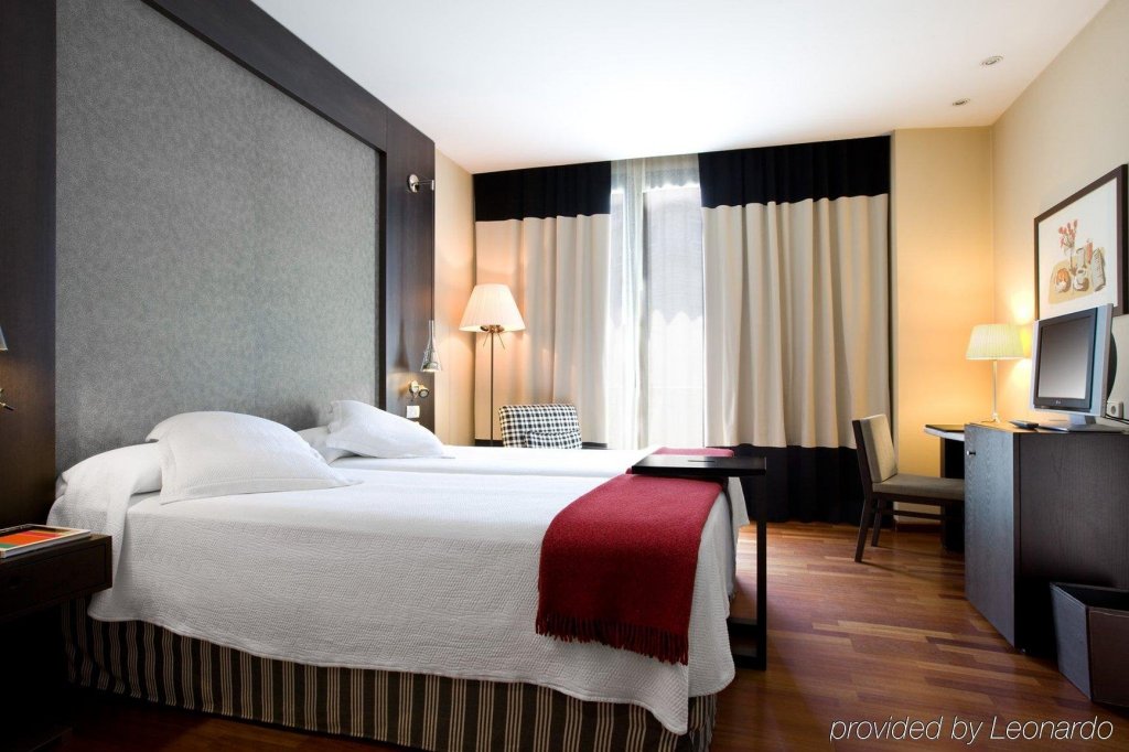 Фото Nh Collection Barcelona Podium