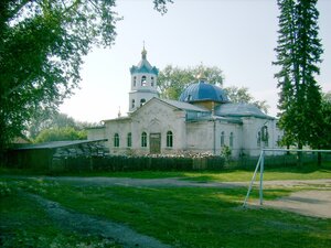 Церковь Введения во храм Пресвятой Богородицы (ул. Ленина, 28А, село Бутка), православный храм в Свердловской области