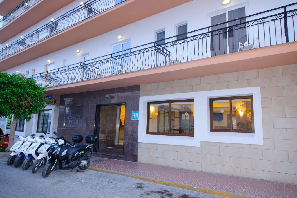 Фото Hostal Rosalia