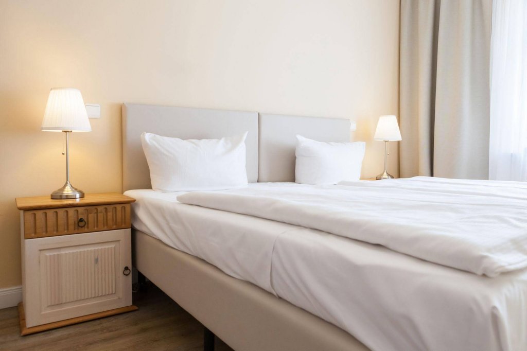 Фото Hotel Vier Jahreszeiten Kühlungsborn