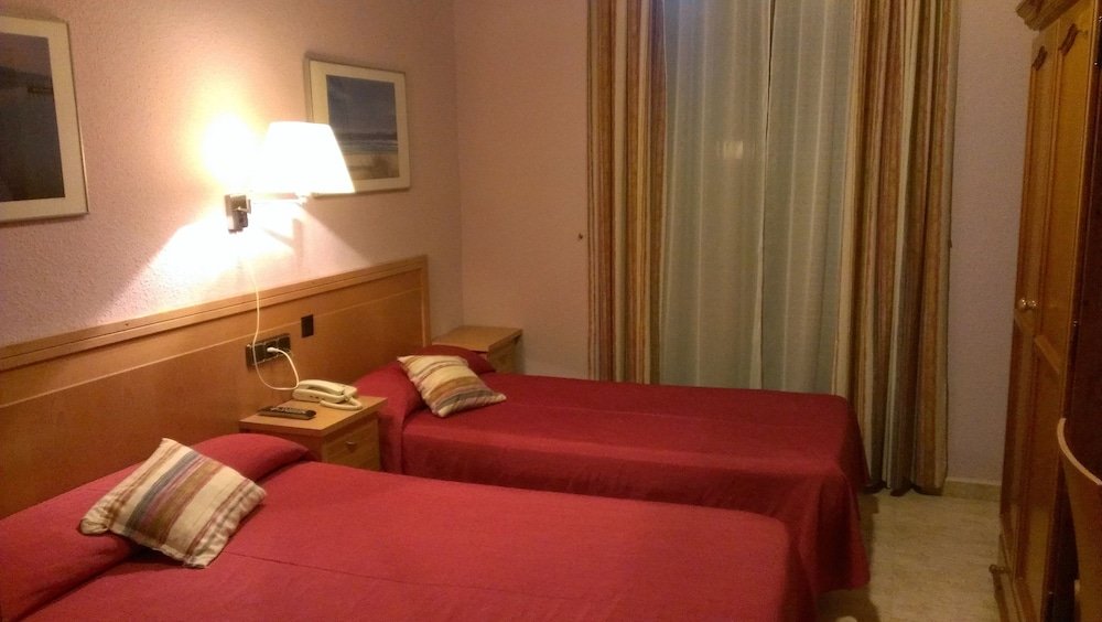 Фото Hostal Cruz Sol