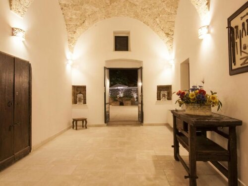 Гостиница Luxury Courtyard Bilo