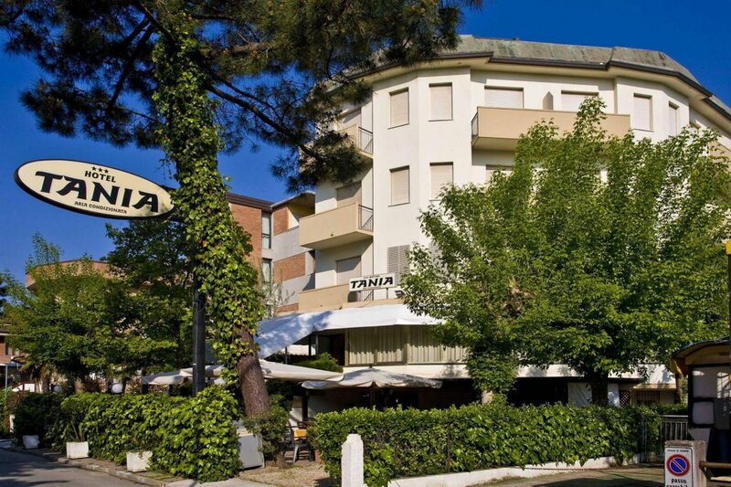 Гостиница Hotel Aplō в Червии