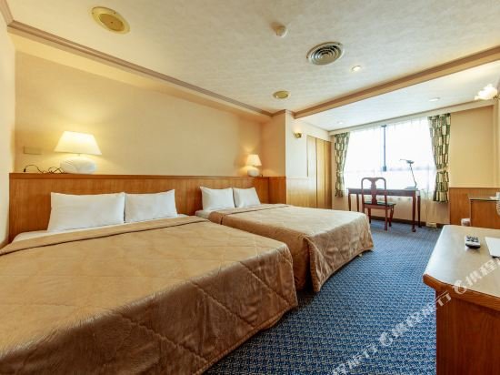 Фото Chungli Business Hotel