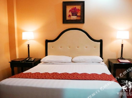 Фото White Knight Hotel Intramuros