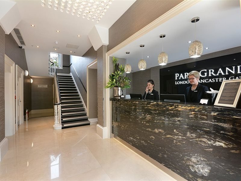 Фото Park Grand Paddington Court