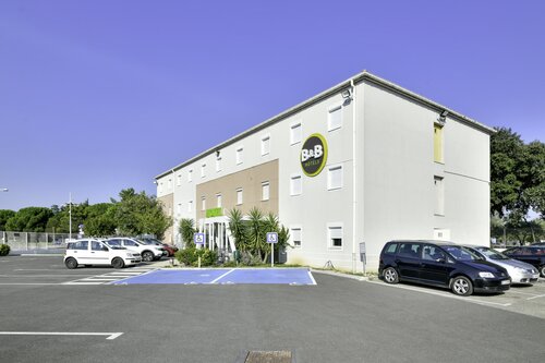 Гостиница B&b Hotel Bollene в Ниме