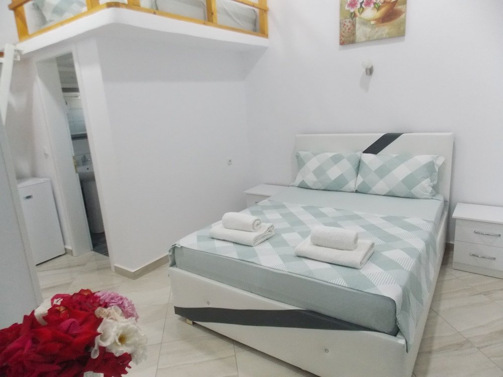 Фото Hotel Chris