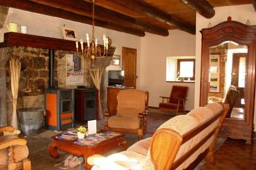 Гостиница Le Grand Trianon в Бриуде