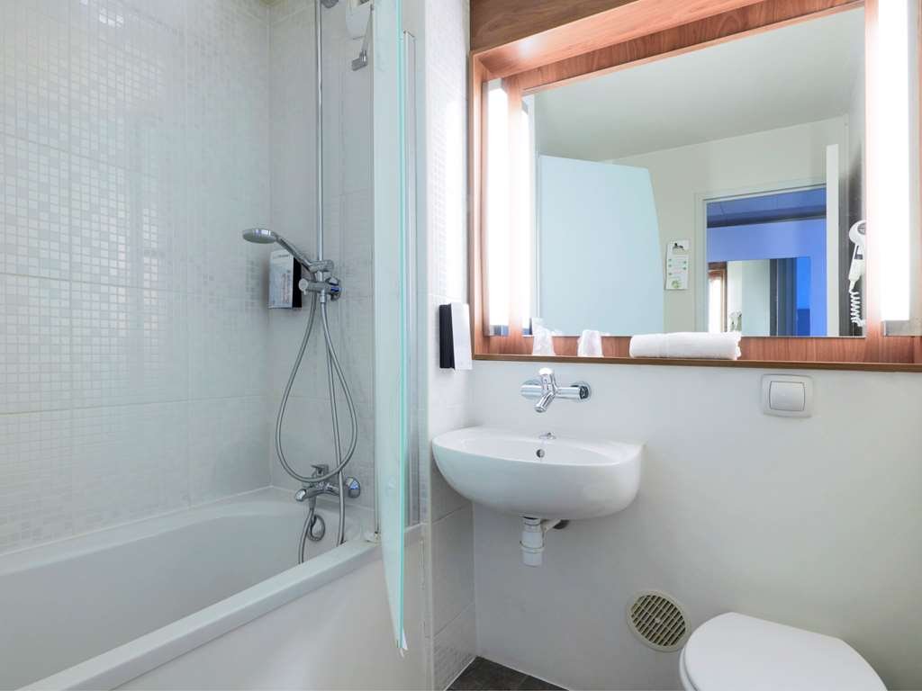 Фото Campanile Morangis Orly