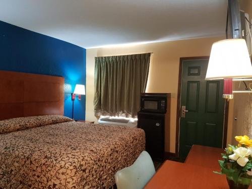 Фото Executive Inn