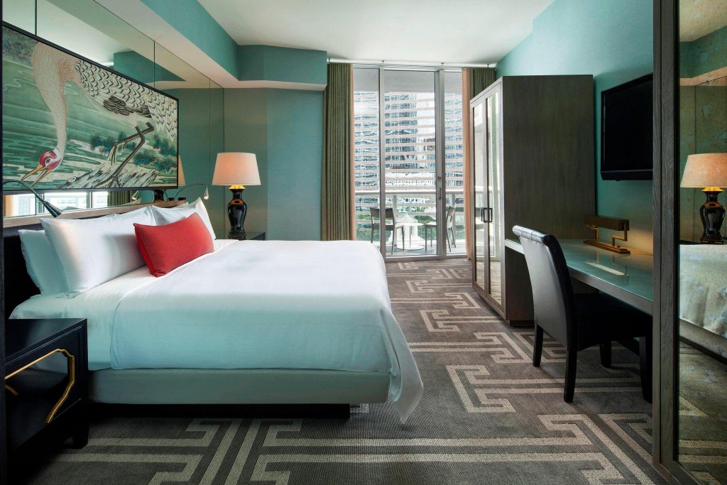 Фото Icon Brickell Downtown W Miami Suites