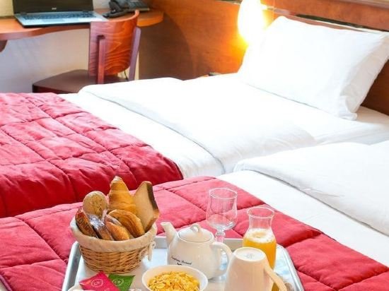 Фото Brit Hotel Bordeaux Aéroport - Le Soretel