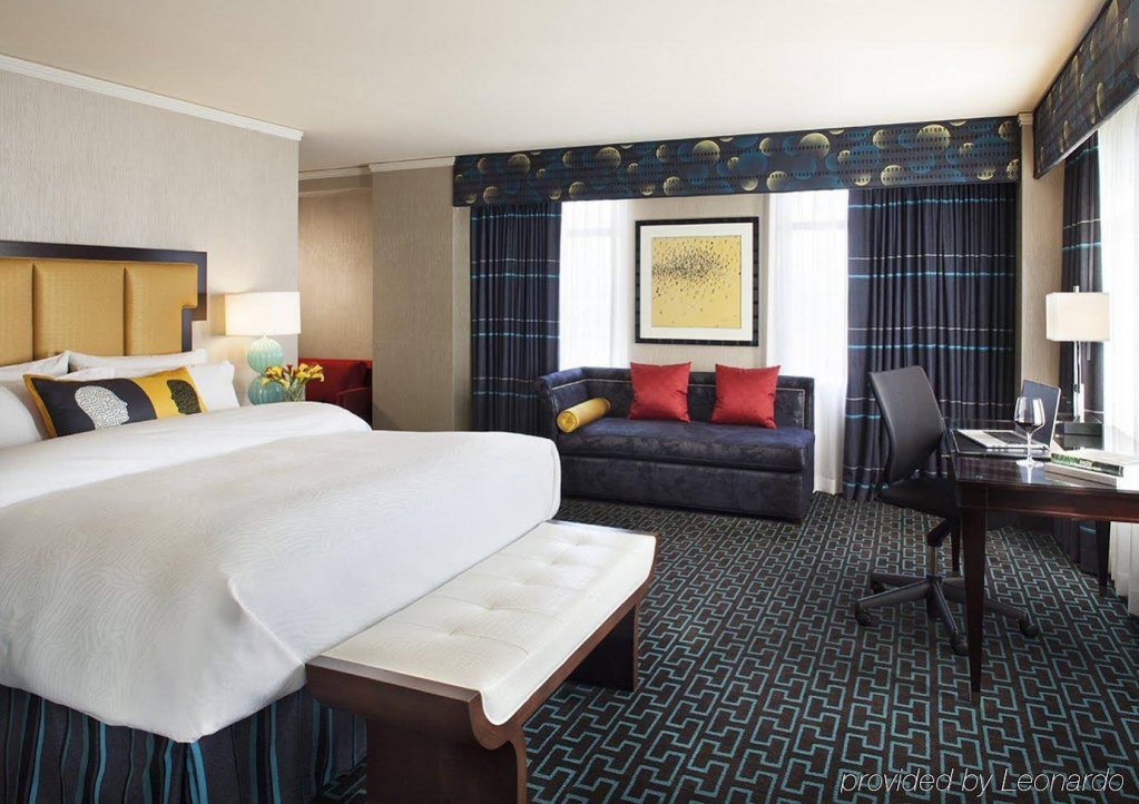 Фото Juniper Cupertino, Curio Collection by Hilton