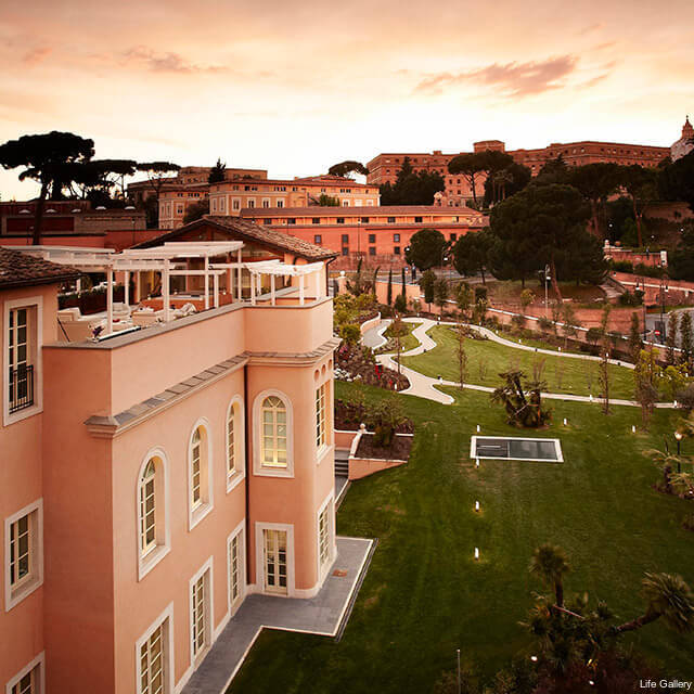 Фото Life Gallery Athens