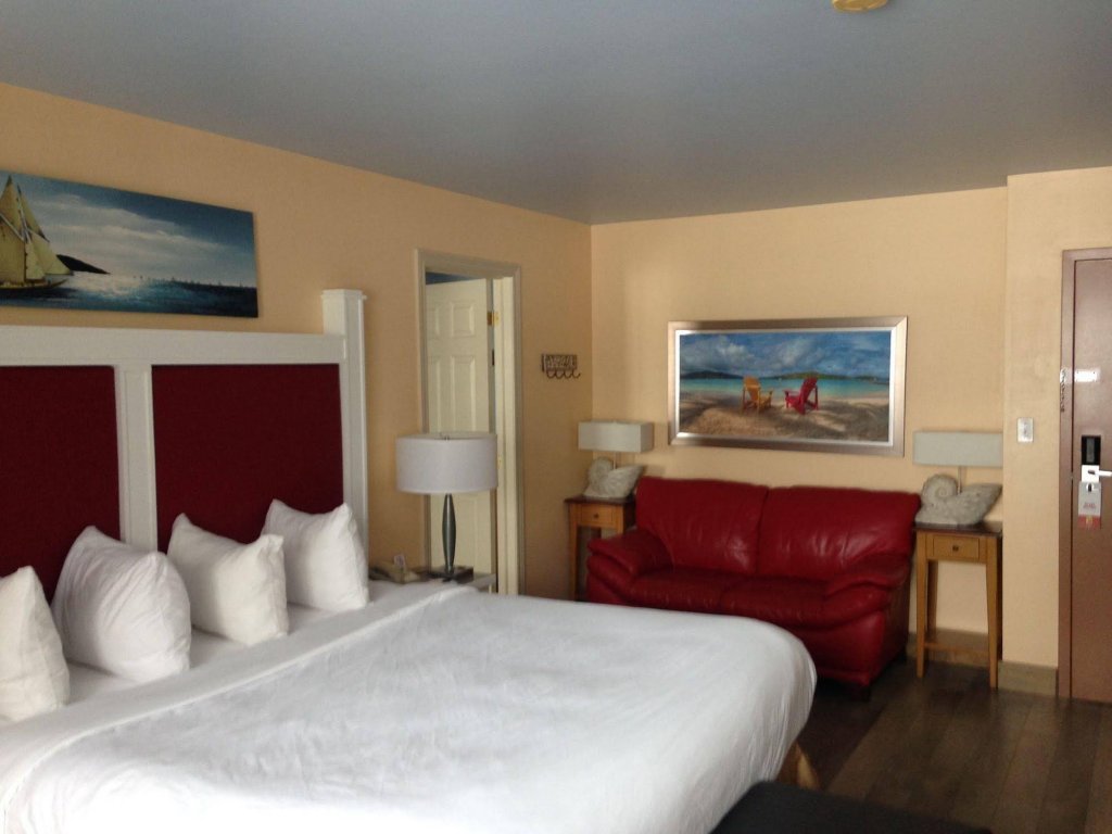 Фото Quality Inn & Suites Charlottetown