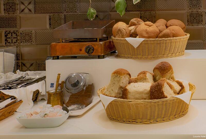 Фото Louvre Hotel