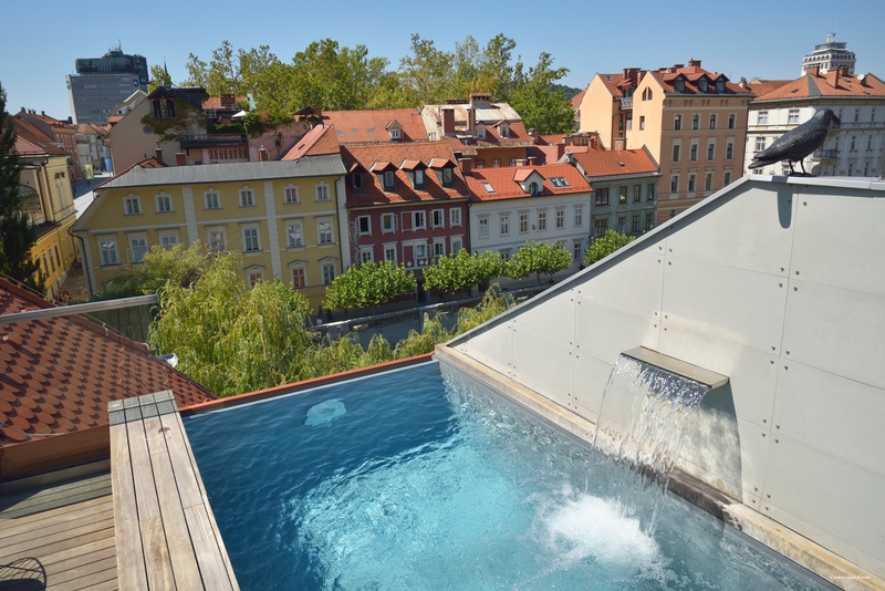 Фото Vander Urbani Resort – a Member of Design Hotels