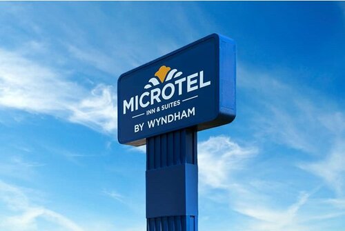 Гостиница Microtel Inn & Suites by Wyndham Kelowna