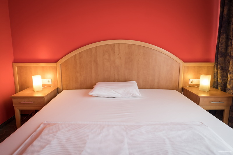 Фото Semiramis Business Hotel